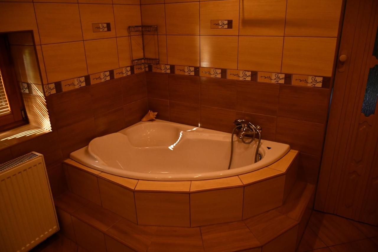Pokoje U Jantkow Apartment Dzianisz Екстериор снимка
